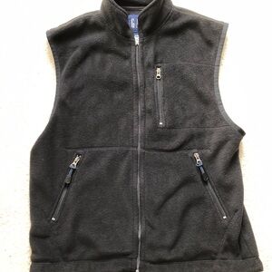 GAP Men's Black Fleece Vest